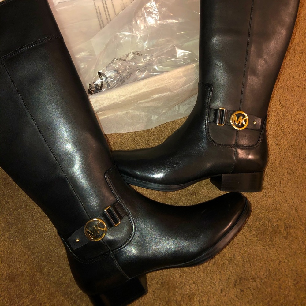 Black Leather “Harland” Michael Kors Boots